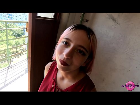 ❤️ Student Sensual suger en främling i Outback - sperma i ansiktet ️ Sexvideo at sv.bestsexporno.ru ️❤